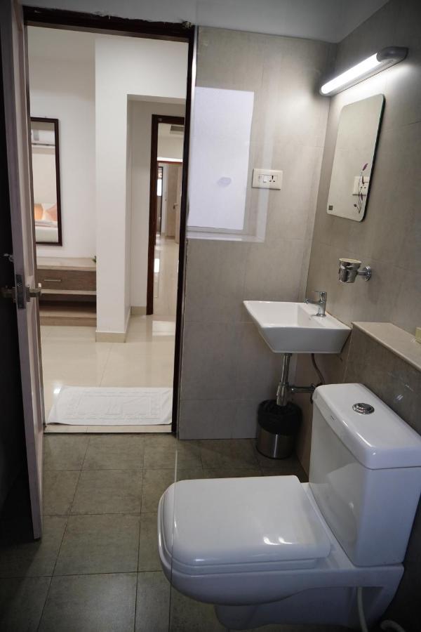 קולאם Chandra Inn מראה חיצוני תמונה