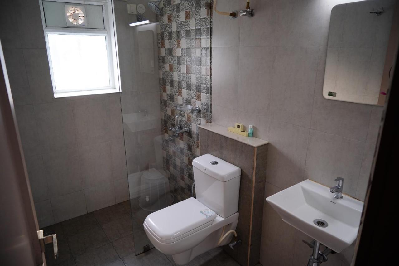 קולאם Chandra Inn מראה חיצוני תמונה